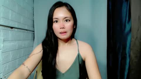 Snapshot of sweet_laika chatting on 04.19.26 LAIKA online show from 04.19.26