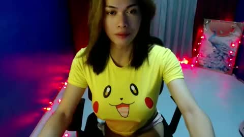 Snapshot of sweet_like_angel143 chatting on 06.04.26 angie online show from 06.04.26