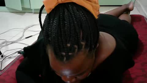 sweet_lilianah online show from 02.02.25