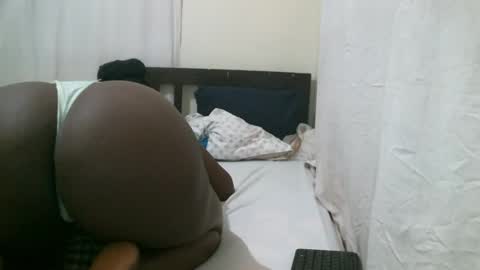 sweet_lilianah online show from 02.14.25