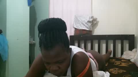 sweet_lilianah online show from 02.19.25