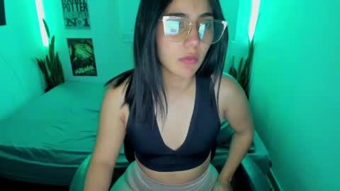 Lina online show from 04.29.26