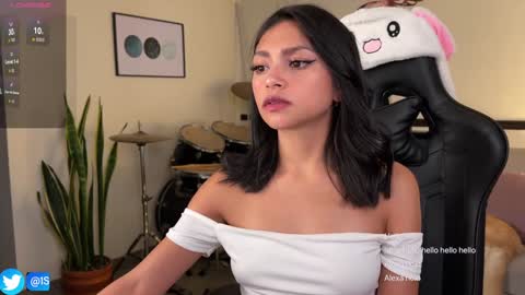 Snapshot of sweet_littleee chatting on 12.06.24 free            private online show from 12.06.24