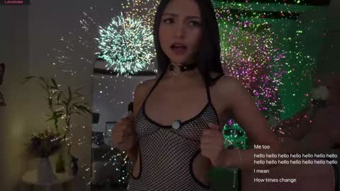 Snapshot of sweet_littleee chatting on 03.06.25 free            private online show from 03.06.25