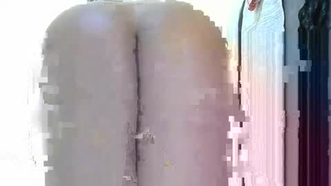 Snapshot of sweet_lizzyy chatting on 03.05.25 Sweet lizzyy online show from 03.05.25