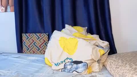 Snapshot of sweet_lizzyy chatting on 12.18.25 Sweet lizzyy online show from 12.18.25