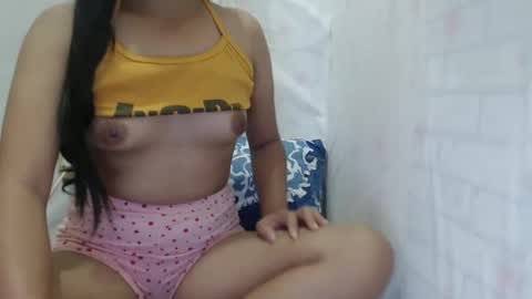 Snapshot of sweet_loving_cassie chatting on 02.09.25 cassie online show from 02.09.25