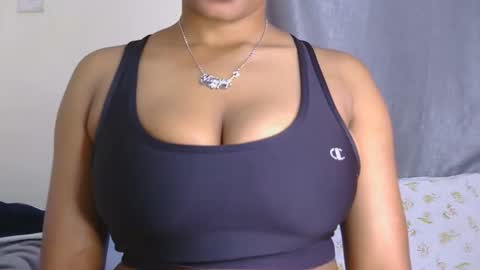 Snapshot of sweet_miah12 chatting on 03.06.26 Queen debby online show from 03.06.26