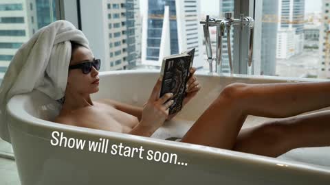 Snapshot of sweet_moan chatting on 03.08.25 Dana online show from 03.08.25