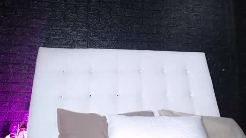 Snapshot of sweet_moniicaa chatting on 05.28.26 Monica online show from 05.28.26