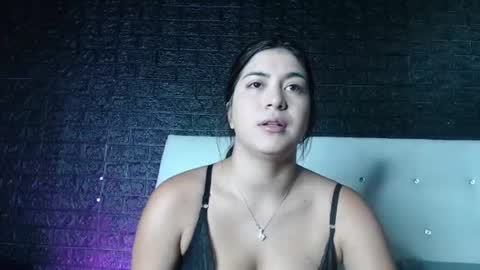 Snapshot of sweet_moniicaa chatting on 06.11.26 Monica online show from 06.11.26