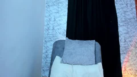 Snapshot of sweet_moniicaa chatting on 07.28.26 Monica online show from 07.28.26