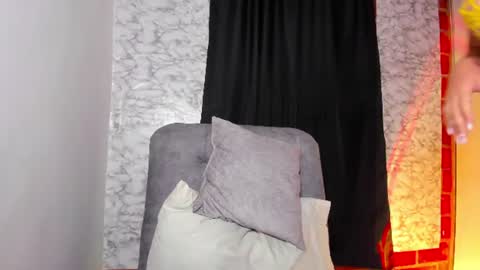 Snapshot of sweet_moniicaa chatting on 07.31.26 Monica online show from 07.31.26