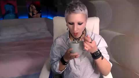 sweet_n_strong online show from 10.26.25