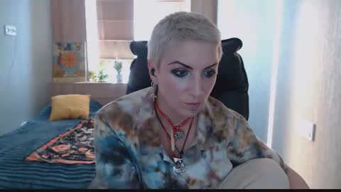 Snapshot of sweet_n_strong chatting on 06.11.26 sweet_n_strong online show from 06.11.26