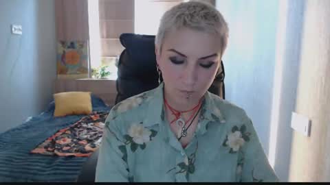 Snapshot of sweet_n_strong chatting on 06.12.26 sweet_n_strong online show from 06.12.26