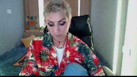 Snapshot of sweet_n_strong chatting on 06.19.26 sweet_n_strong online show from 06.19.26