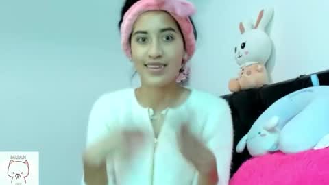 Snapshot of sweet_nhaomy chatting on 10.22.25 Nhaomy online show from 10.22.25