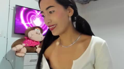 Nhaomy online show from 02.03.26