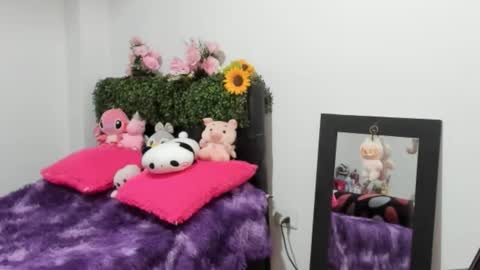 Nhaomy online show from 02.06.26