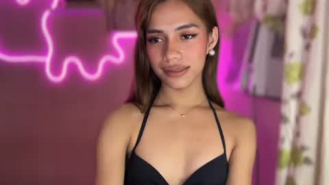 sweet_nikki03 online show from 09.26.25