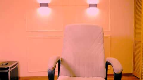 Snapshot of sweet_of_venus chatting on 12.16.25 My name is Catalina. Please say hello I like to chat with you. If you have requests please use tip online show from 12.16.25