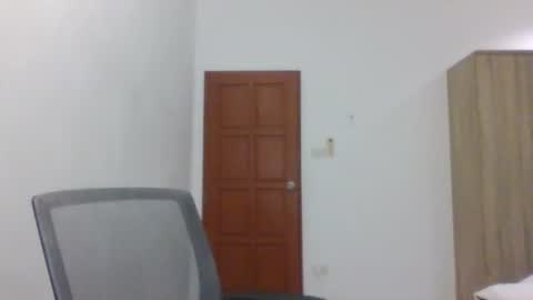 Snapshot of sweet_poeme chatting on 07.28.26 sweet_poeme online show from 07.28.26
