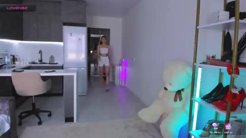 Snapshot of sweet_princess_ashley chatting on 03.18.26 Ashley online show from 03.18.26