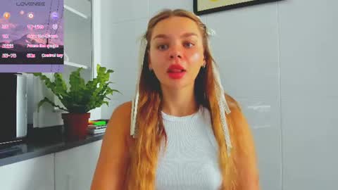 Snapshot of sweet_sabriina chatting on 07.06.26 Sabina online show from 07.06.26