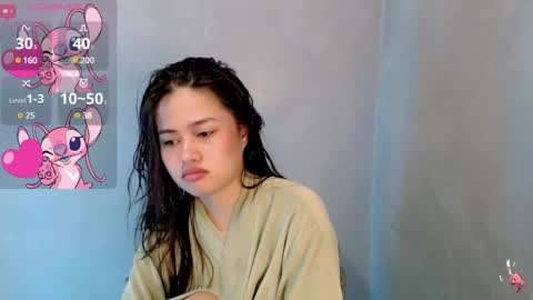 Snapshot of sweet_sirenxx chatting on 12.13.24 Leah online show from 12.13.24