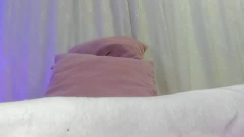 Snapshot of sweet_skiinny chatting on 06.23.26 Adeline online show from 06.23.26