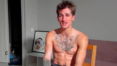 Snapshot of sweet_smith8 chatting on 01.13.25 sweet_smith8 online show from 01.13.25