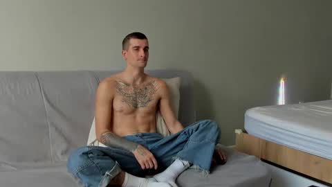 Snapshot of sweet_smith8 chatting on 10.20.25 sweet_smith8 online show from 10.20.25