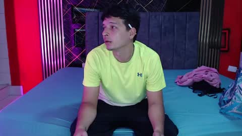 sweet_sofi20 online show from 04.22.26