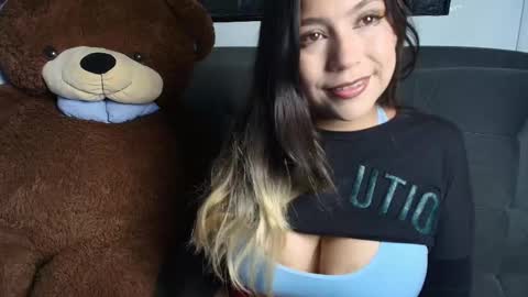 Snapshot of sweet_stephaniee chatting on 02.18.26 online show from 02.18.26