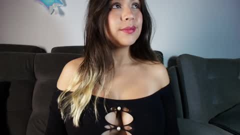 Snapshot of sweet_stephaniee chatting on 04.07.26 online show from 04.07.26