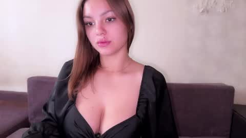 sweet_strawberr online show from 04.20.26