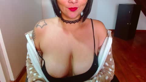 tammy IG stammy 36 online show from 02.21.25