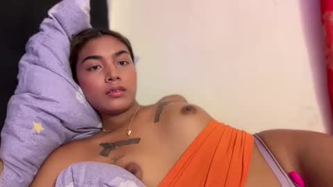 Snapshot of sweet_trishaxx chatting on 02.18.26 Trisha online show from 02.18.26