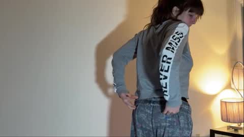 Snapshot of sweet_truffle chatting on 02.11.26 Heidi Brenner - Please check bio for schedule FAQ online show from 02.11.26