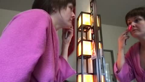 Snapshot of sweet_truffle chatting on 05.26.26 Heidi Brenner - Please check bio for schedule FAQ online show from 05.26.26