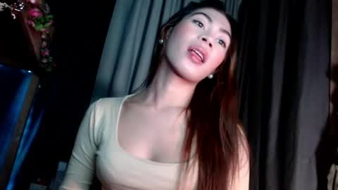 Snapshot of sweet_vell chatting on 06.02.26 sweet_vell online show from 06.02.26