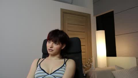 Sweet Amelia online show from 04.11.26