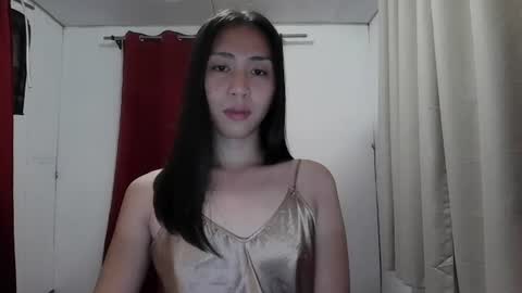 Snapshot of sweetasiancolleen chatting on 07.16.26 colleen online show from 07.16.26