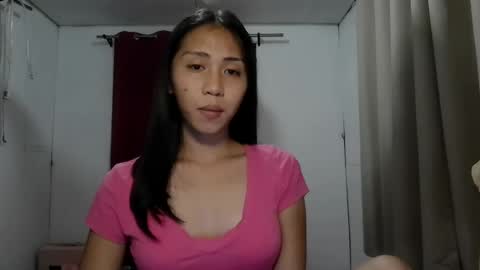 Snapshot of sweetasiancolleen chatting on 07.23.26 colleen online show from 07.23.26
