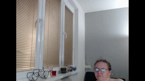 Sweetboobs85h online show from 02.05.25