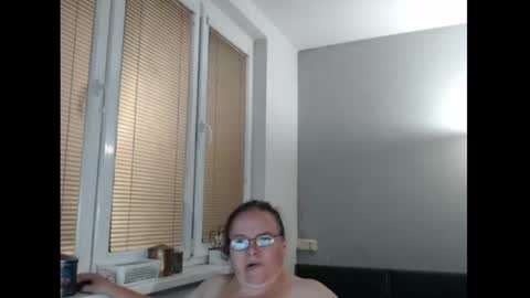 Snapshot of sweetboobs85h chatting on 07.24.26 Sweetboobs85h online show from 07.24.26