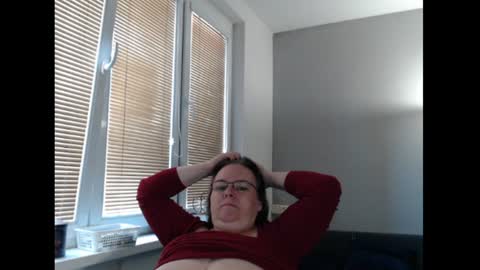 Snapshot of sweetboobs85h chatting on 07.27.26 Sweetboobs85h online show from 07.27.26