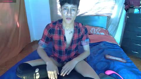 Cameron Alejandro online show from 09.27.25