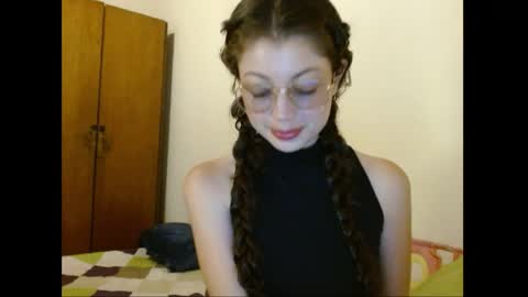 sweetcalm_ online show from 04.25.26